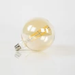Kép 1/3 - LED izzó G150 15 cm borostyán